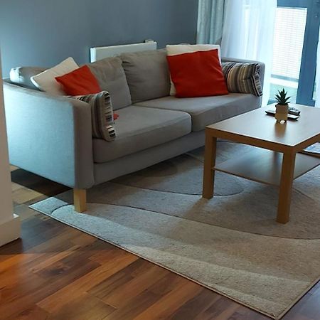 City Apartment In Great Location With A Balcony & Parking Possible - West One Шефилд Экстерьер фото
