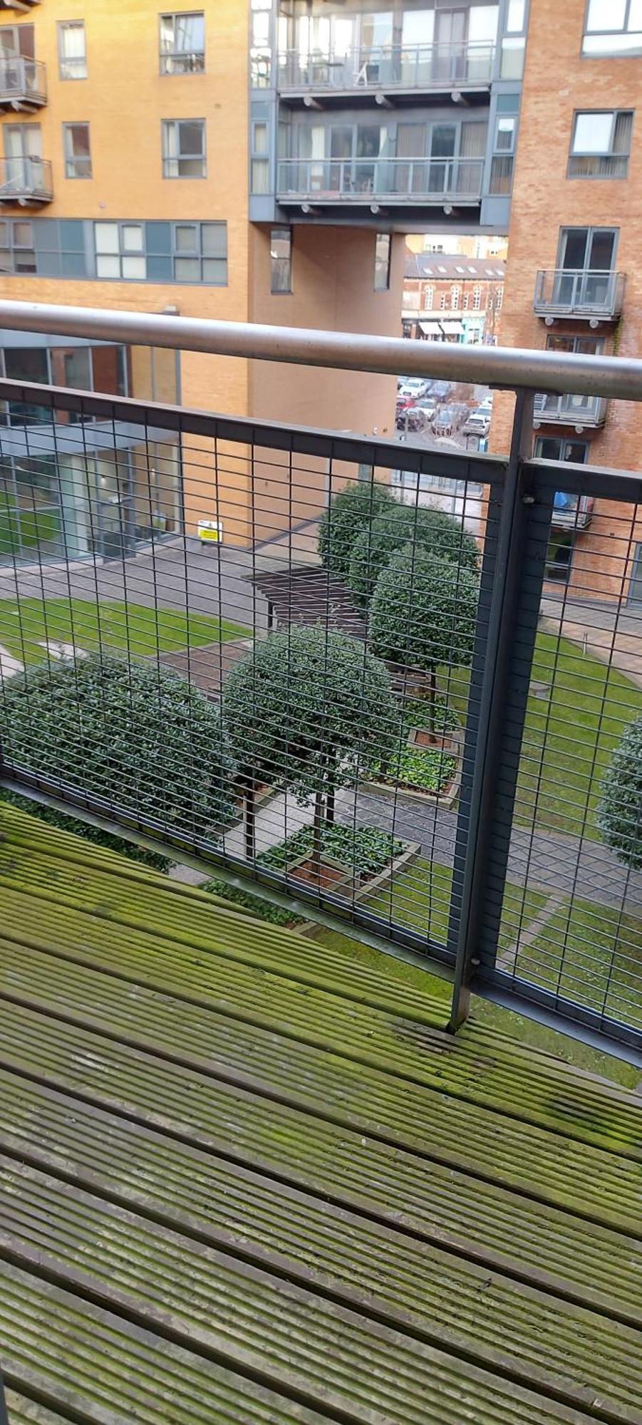 City Apartment In Great Location With A Balcony & Parking Possible - West One Шефилд Экстерьер фото