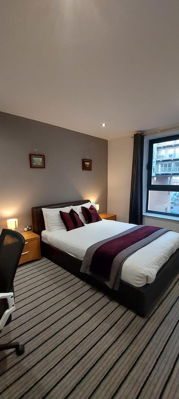 City Apartment In Great Location With A Balcony & Parking Possible - West One Шефилд Экстерьер фото